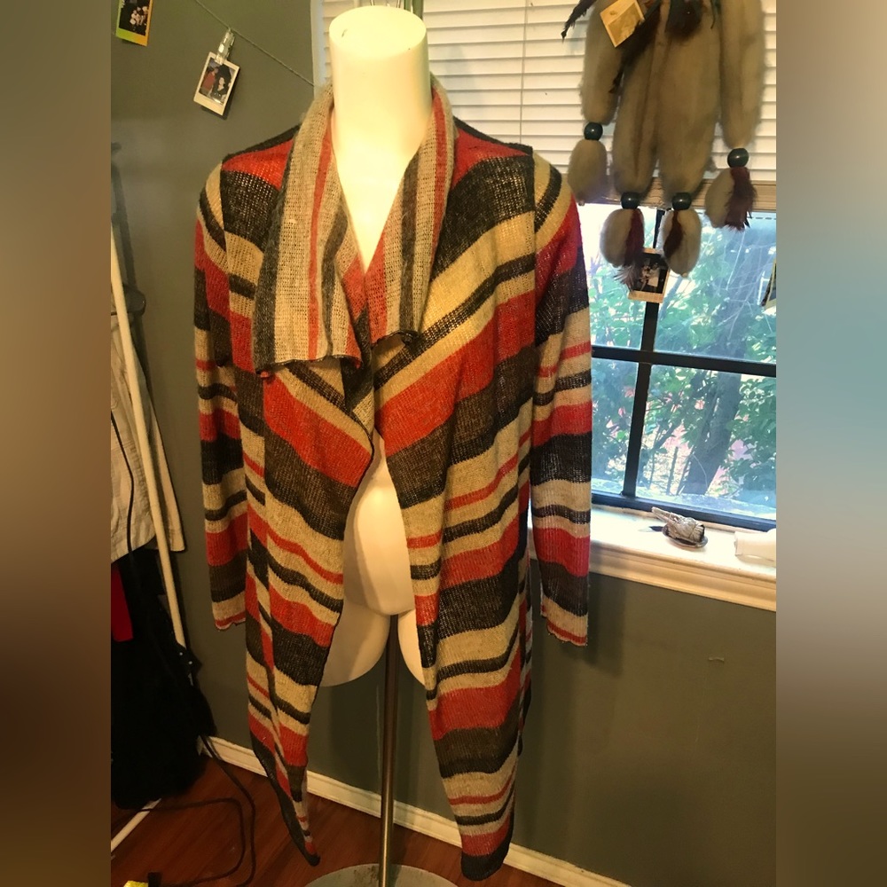 Very cute Sweater Cardigan